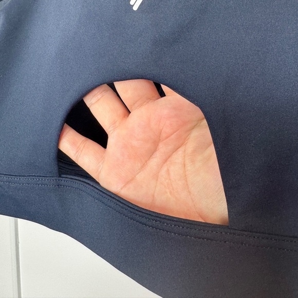 Old Navy Zip-Front Sports Bra Navy - Picture 5 of 8